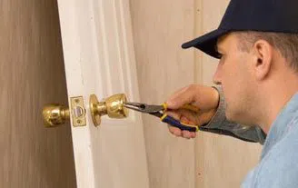 Golden Locksmith Services Houston, TX 713-357-0763 Golden Locksmith Services Houston, TX 713-357-0763 - 2-Cheap-Locksmith